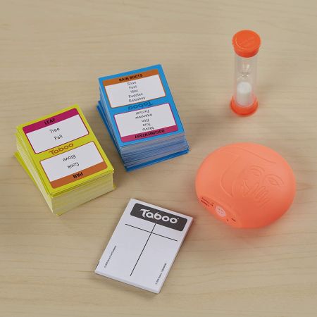 Hasbro Taboo Kids vs. Parents Family
