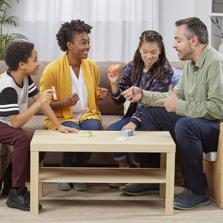 Hasbro Taboo Kids vs. Parents Family